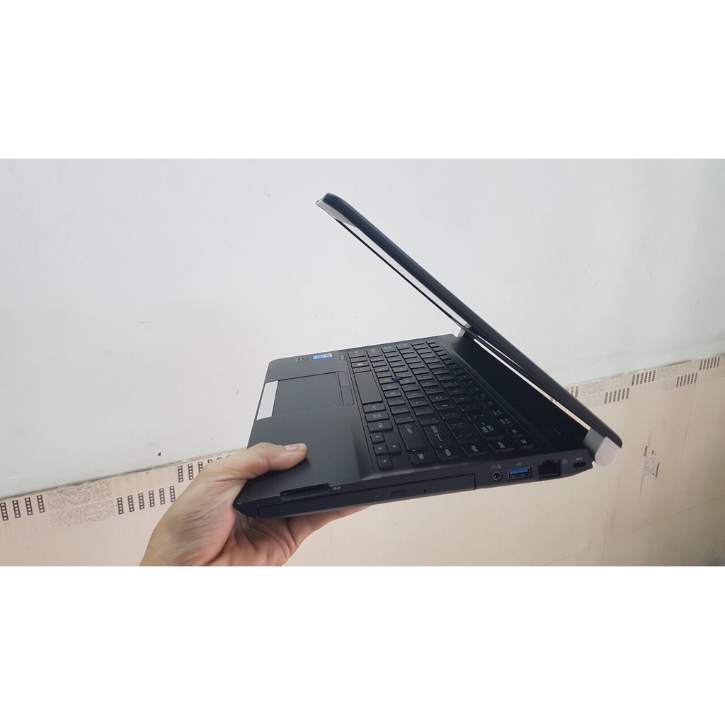 laptop cũ toshiba dynabook R30 i7 4600m, ram 4GB, SSD 128GB bản nhật nhỏ nhẹ nặng 1.4 kg | BigBuy360 - bigbuy360.vn