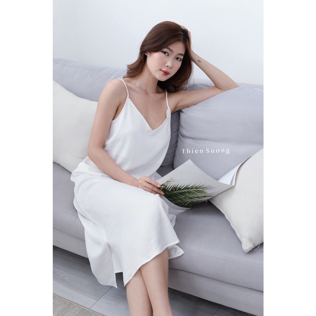Đầm 2 dây xuông dài Váy xuông dài 🔥GIẢM 45%🔥 6 MÀU - VẢI ĐŨI CÁT CAO CẤP mềm mại rũ rất sang ạ - có túi và lớp lót ngực | BigBuy360 - bigbuy360.vn