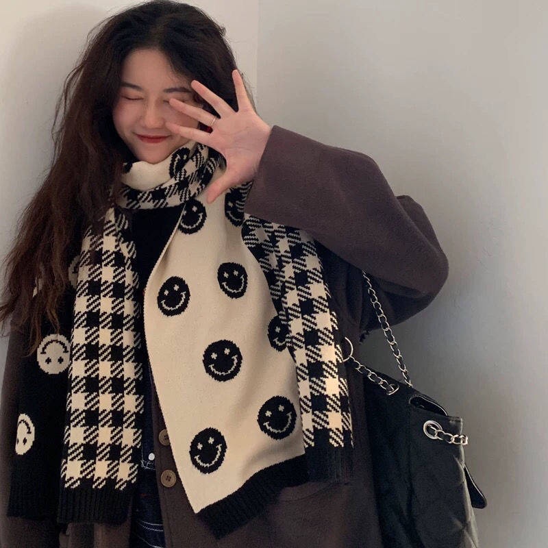 Khăn Choàng Cổ Giữ Ấm Mùa Đông Bằng Len Cashmere Họa Tiết Mặt Cười Màu Trắng Đen Phong Cách Hàn Quốc Dễ Phối Đồ