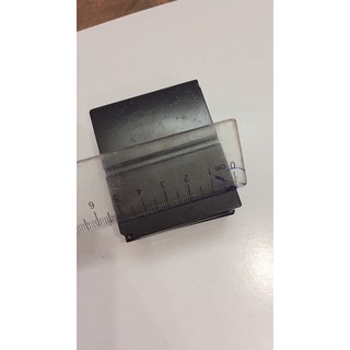 Nam châm rãnh đen Kt: 62x53x5mm