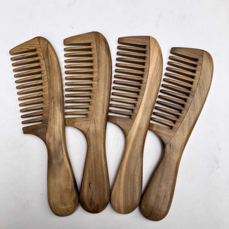 Lược gỗ tự nhiên răng thưa massage đầu giúp lưu thông máu - Chải tóc xù, rối, xoăn/ chống tích điện (COH258) HAHANCO
