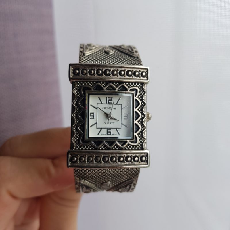 Đồng hồ si Nhật Bản hiệu GENEVA cho nữ