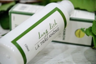 DUNG DỊCH VỆ SINH LÁ TRẦU KHÔNG