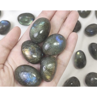 Đá thanh tẩy masage da mặt palm Labradorite lửa độc đáo
