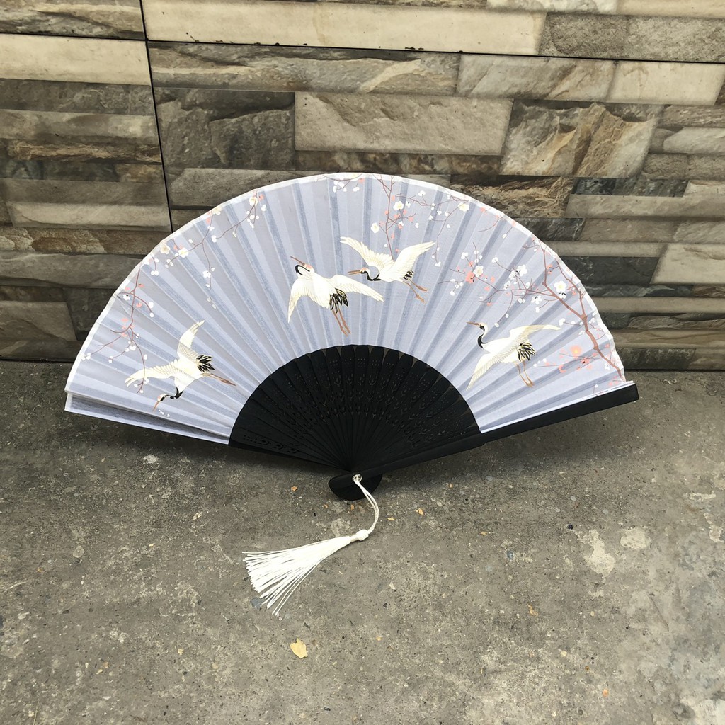 Quạt cổ trang cô vân dã hạc nhỏ gọn cầm tay quà tặng xinh xắn phong cách Trung Quốc vải lụa in hoa