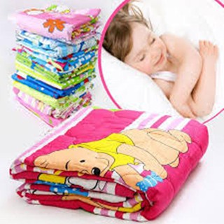 Chăn/ Mền Cotton Thắng Lợi Dành Cho Bé (Trai & Gái từ 1 - 10 Tuổi) : Nhiều Hình Thú - Giao Màu Ngẫu Nhiên