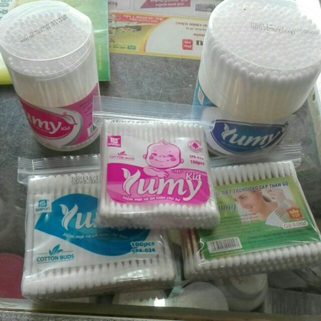 Bông tai Yumy lọ 200que