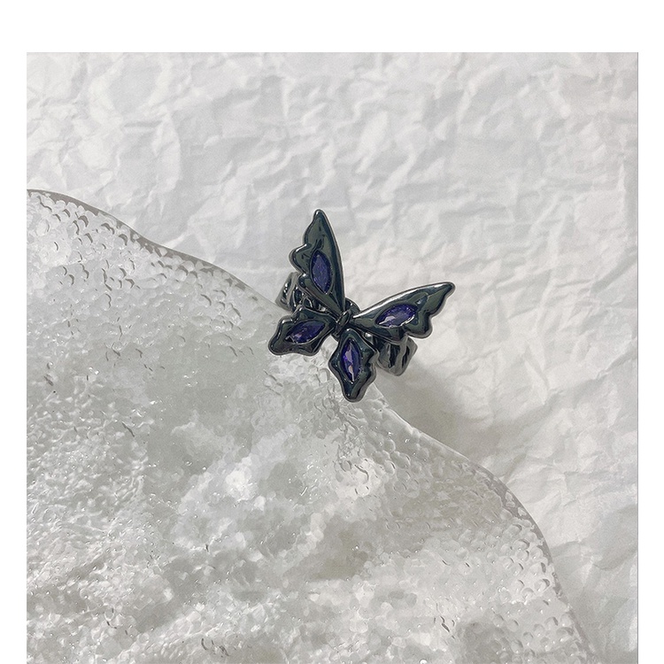 Nhẫn Hình Bướm Màu Tím Đen Cá Tính Hợp Thời Trang
