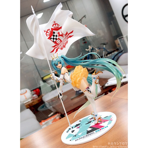 Mô hình nhân vật Hatsune Miku Good Smile Racing anime chibi trang trí trưng bày đẹp