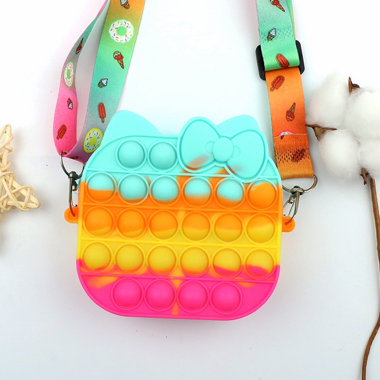 Túi Đeo Chéo Đựng Tiền Xu Chất Liệu Silicon Hình Mèo Dễ Thương