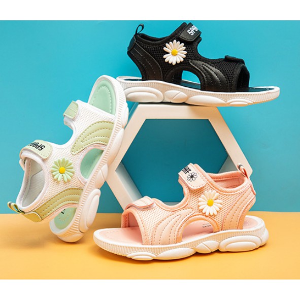 Sandal bé gái hoa cúc dép quai hậu cho trẻ em xinh xắn đế mềm đi êm chân thiết kế đẹp tinh tế