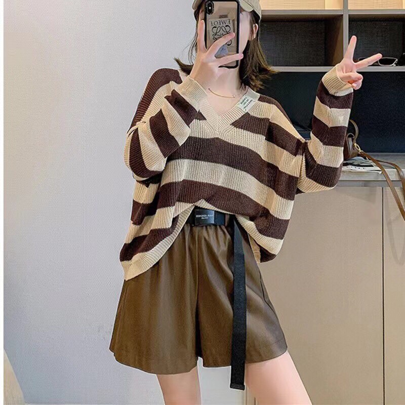 G37. 12318. ÁO LEN KẺ SỌC CỔ TIM HOT HIT