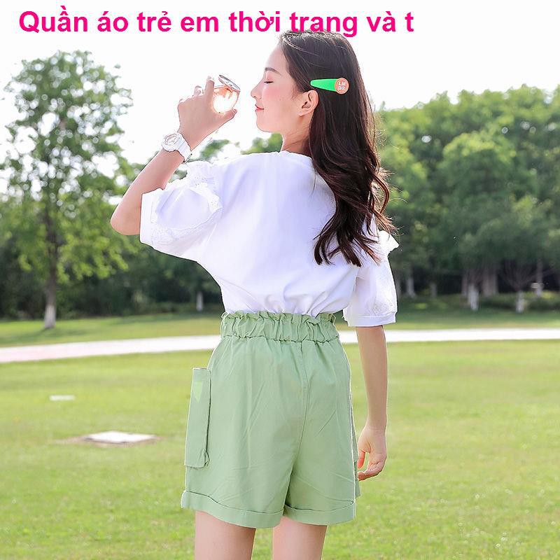 thời trang trẻ emBộ đồ hot trên mạng bé gái trang phục mùa hè cho mẫu mới 2021 quần short ngắn tay kiểu tây hai ch