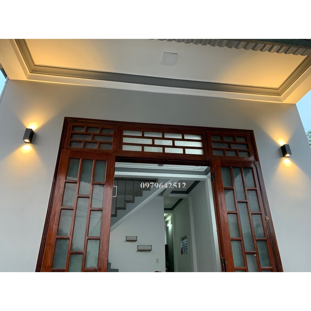 Đèn hắt tường ngoài trời, đèn trang trí cầu thang 2 tia trụ vuông