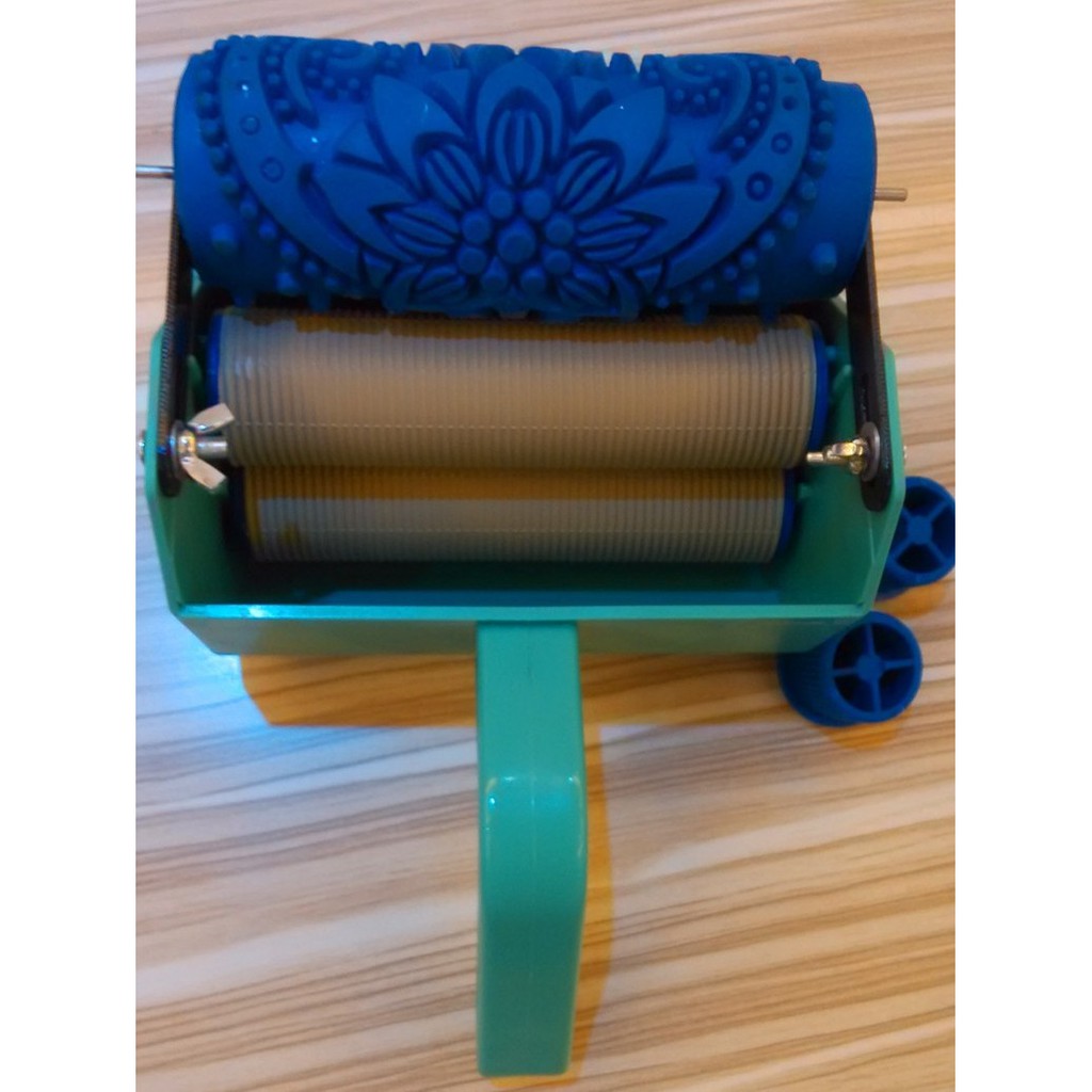 Cây lăn sơn hoa văn thông minh thay thế giấy dán tường