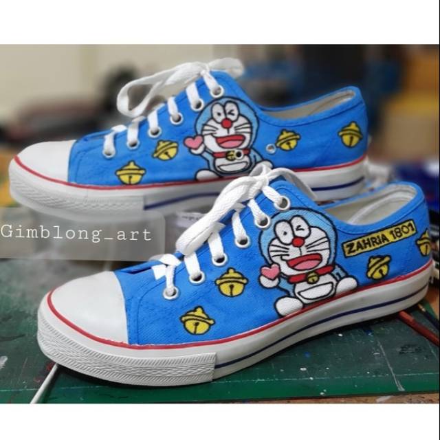 Giày Thể Thao Vẽ Hình Doraemon Xinh Xắn Đáng Yêu