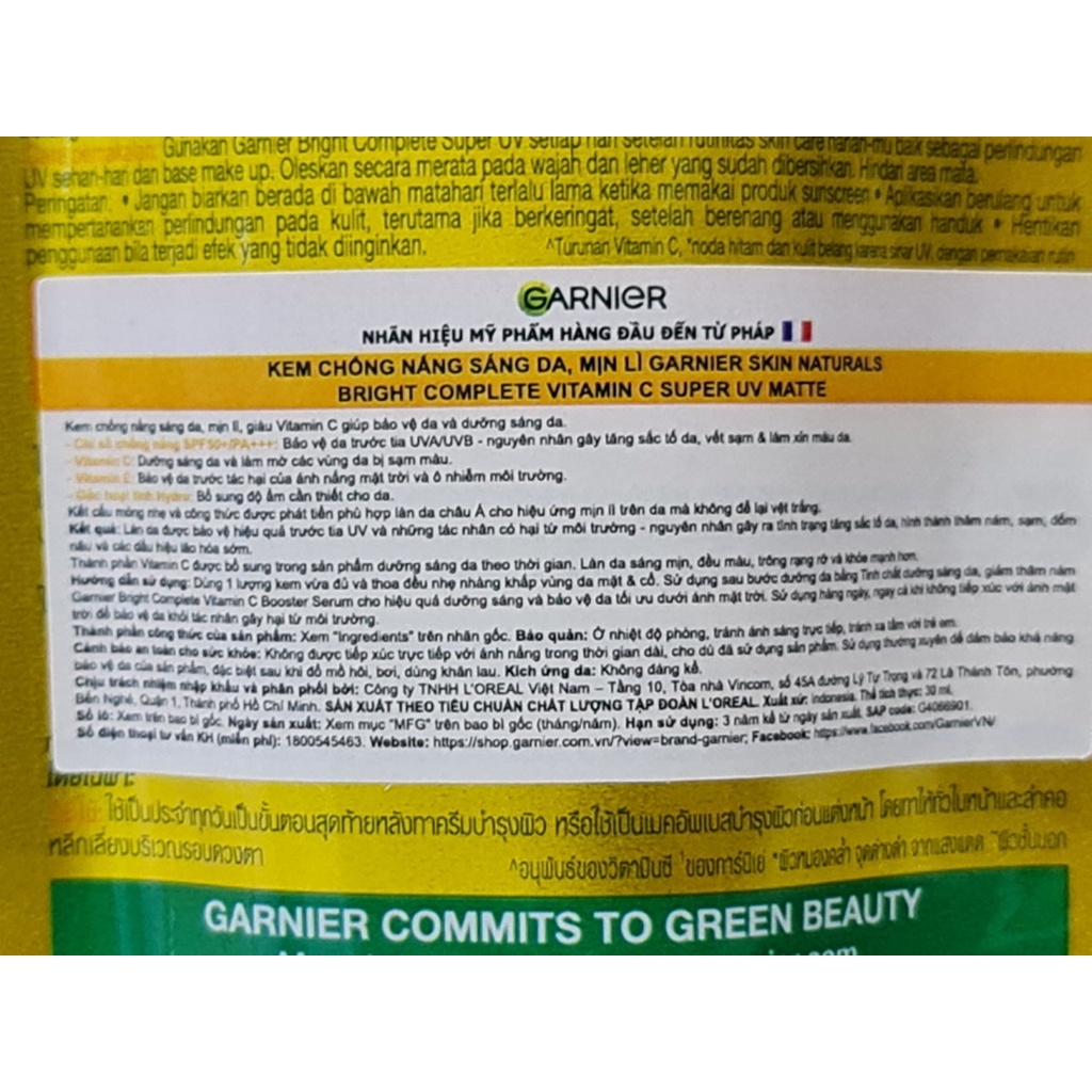 Kem Chống Nắng Làm Sáng Da Garnier Light Complete Super UV Natural &amp; Matte 30ml