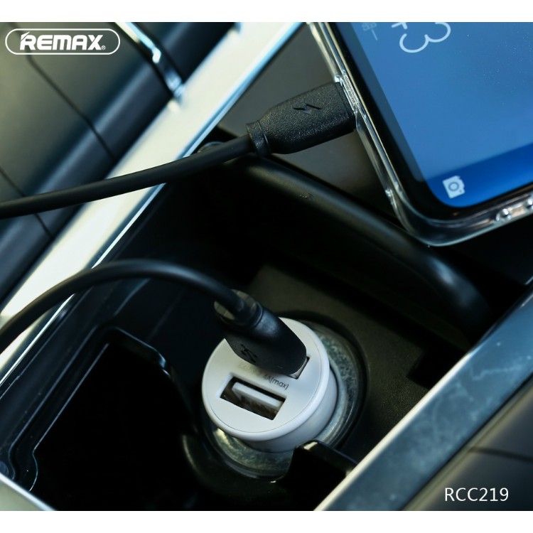 [Mã ELFLASH5 giảm 20K đơn 50K] Sạc xe hơi Remax RCC219 2 cổng USB max 2.4A