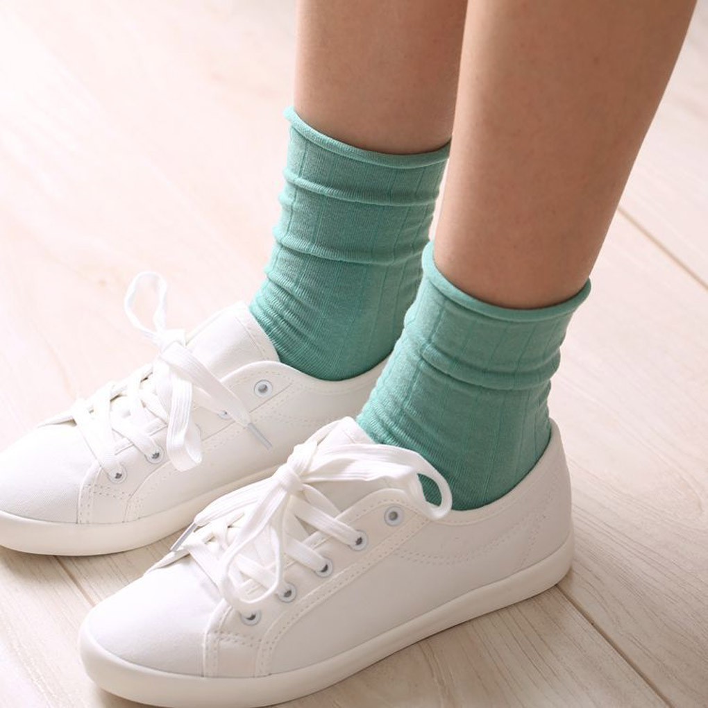 Tất Cotton màu trơn thiết kế dáng rộng thoải mái cho nữ
