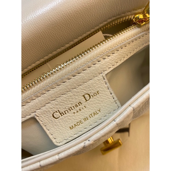 Túi Dior caro triệu lệ dĩnh
