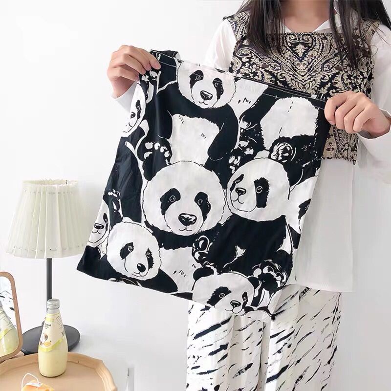 Túi Vải Canvas Đeo Vai Họa Tiết Gấu Trúc Đáng Yêu Cho Nữ