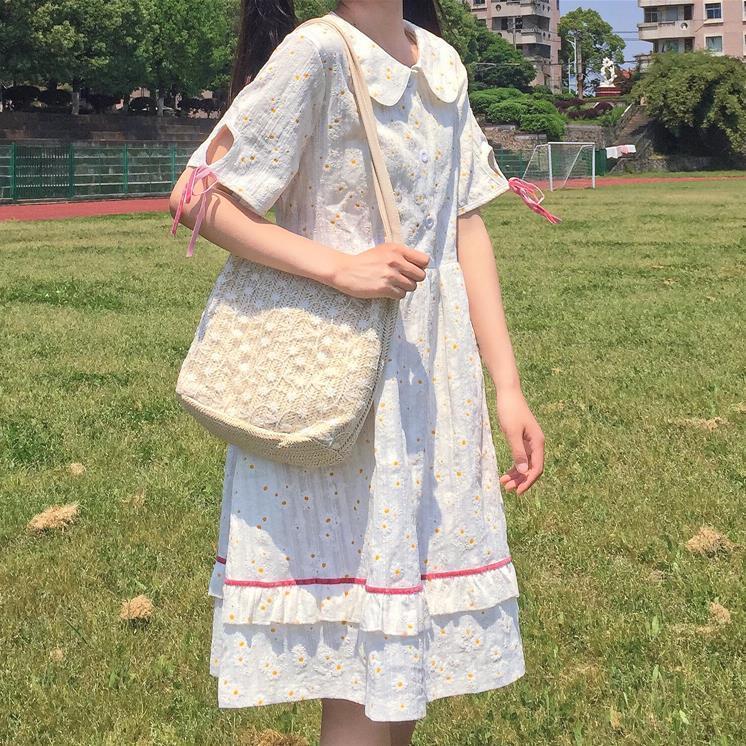 Đầm Ngắn Tay In Họa Tiết Hoa Xinh Xắn Cho Nữ