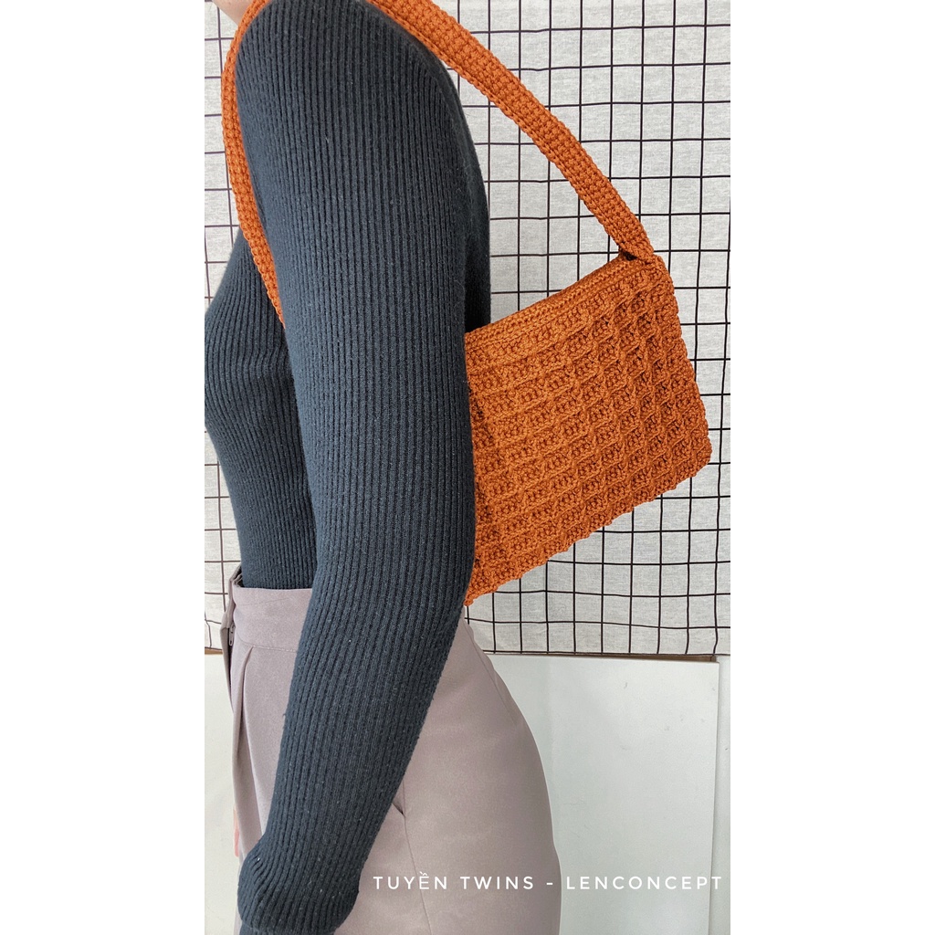 Handmade - túi caro form cứng cáp - họa tiết ô vuông siêu xinh