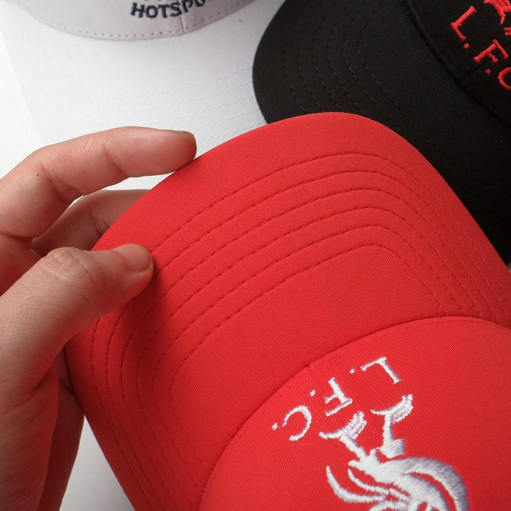 Mũ lưỡi trai đá banh CLB LIVERPOOL chuẩn VNXK Chất Cotton phối lưới thoáng mát Full Tem