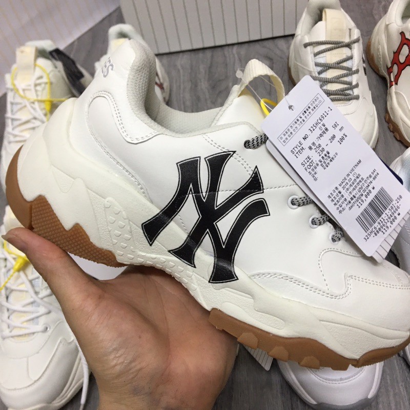 Giầy thể thao LA nam nữ 36-43 | BigBuy360 - bigbuy360.vn