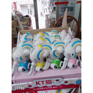QUẠT CẦM TAY BẤM CÓT.