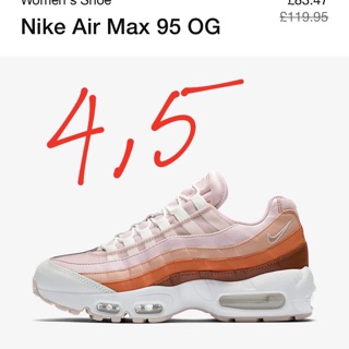 Combo giày Nike của Huỳnh Như