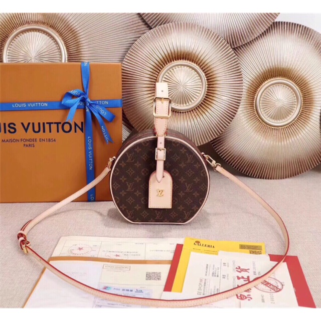 Lv trứng