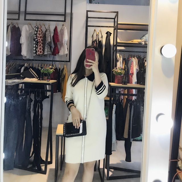Vây suông cổ bẻ