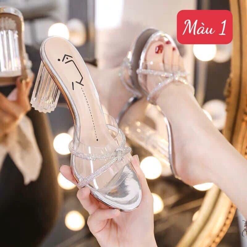 Dép cao quai trong đính đá