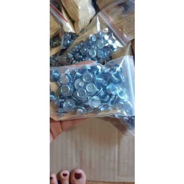 Ốc Hộp Xích Zin hộp sên 6mm×6mm