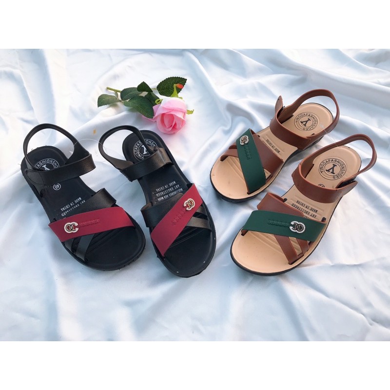 GIÀY SANDAL QUAI HẬU VA03 khoá C