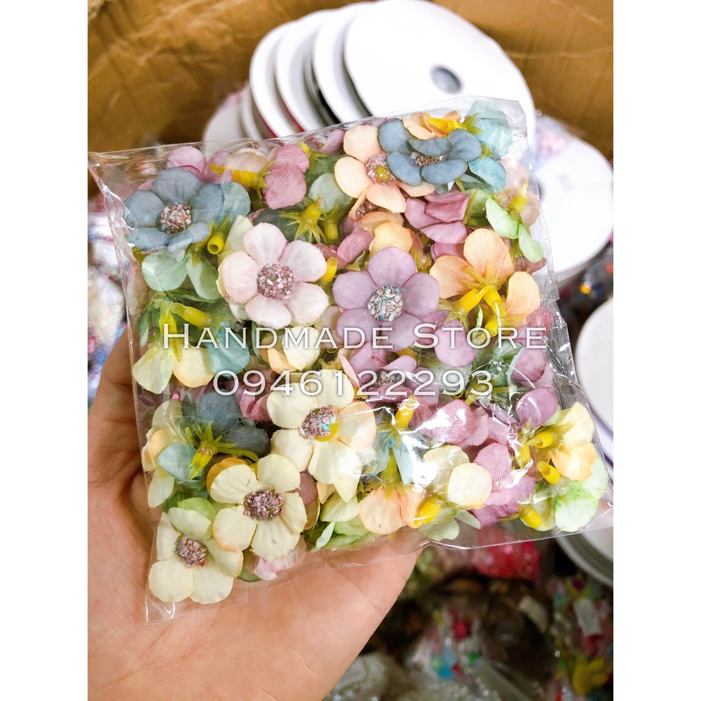 Hoa lụa nhí nhiều màu