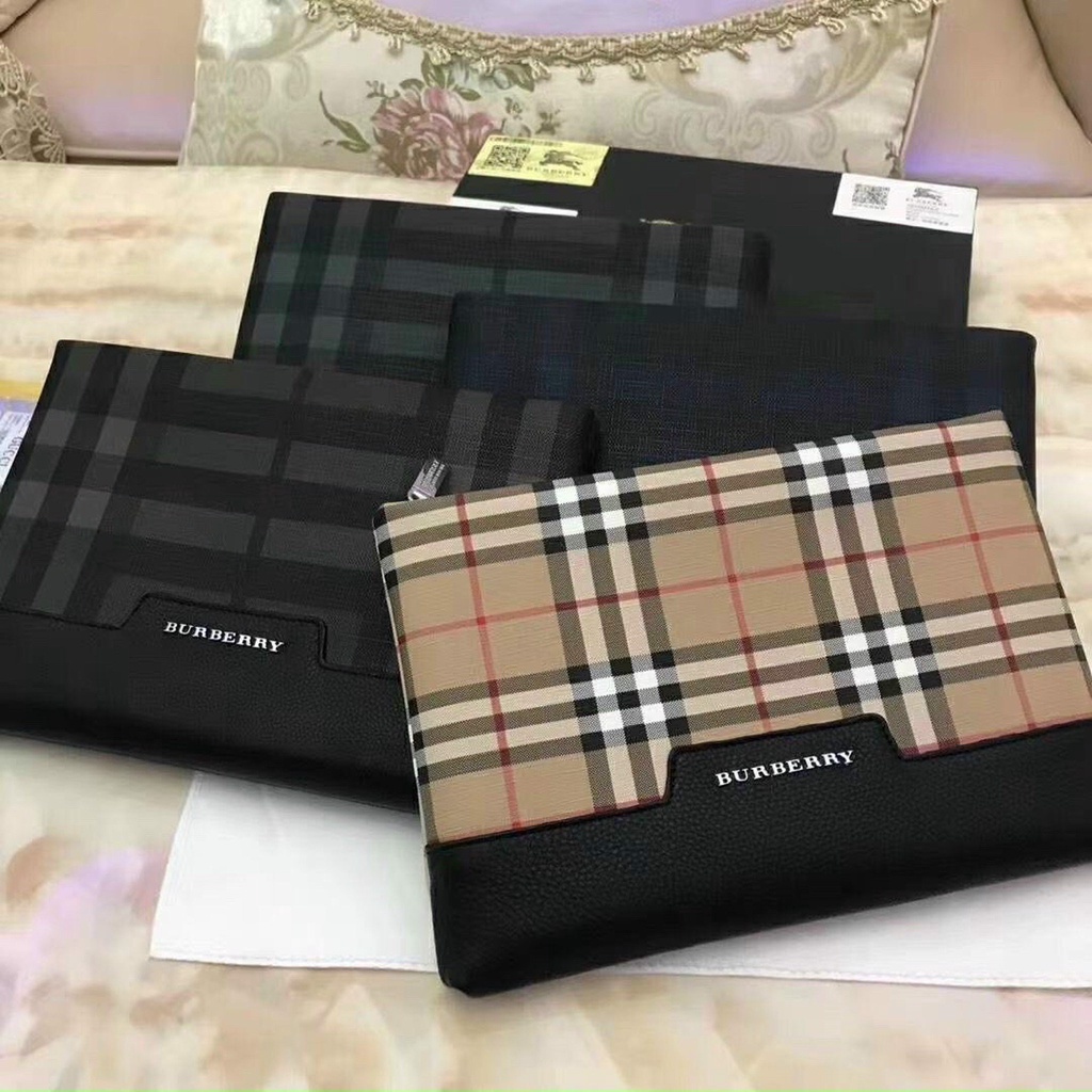Ví cầm tay BURBERRY
