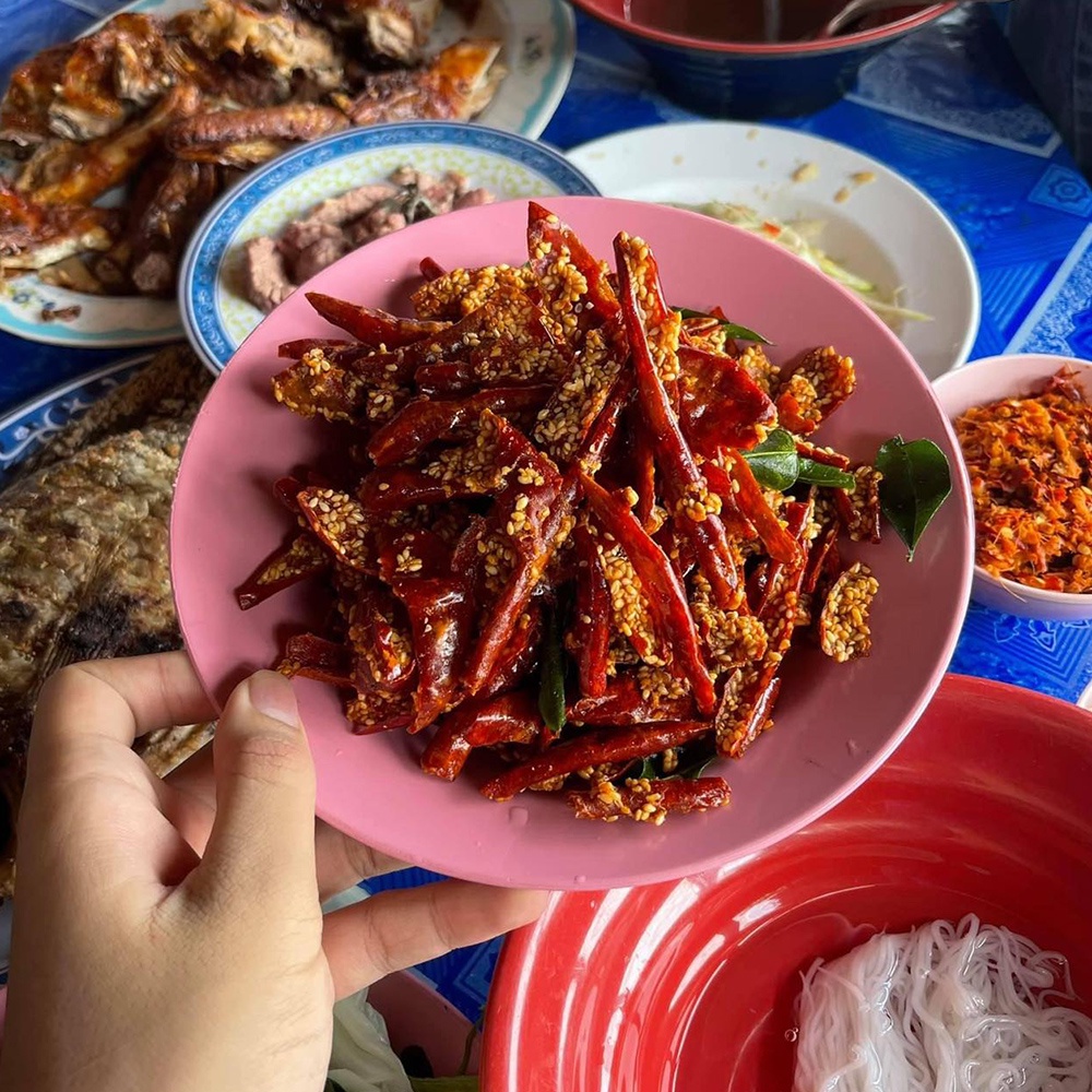 [Ăn Vặt Tết] Snack Ớt chiên giòn tẩm vị có vừng Thái Lan ADOMA Crispy Chili พริกทอดกรอบงาขาว