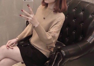 áo len cánh rơi phối ren