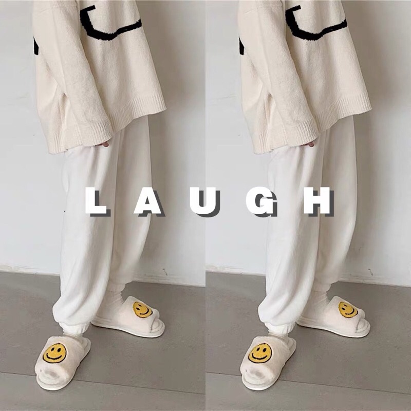 Dép bông hình mặt cười đi trong nhà