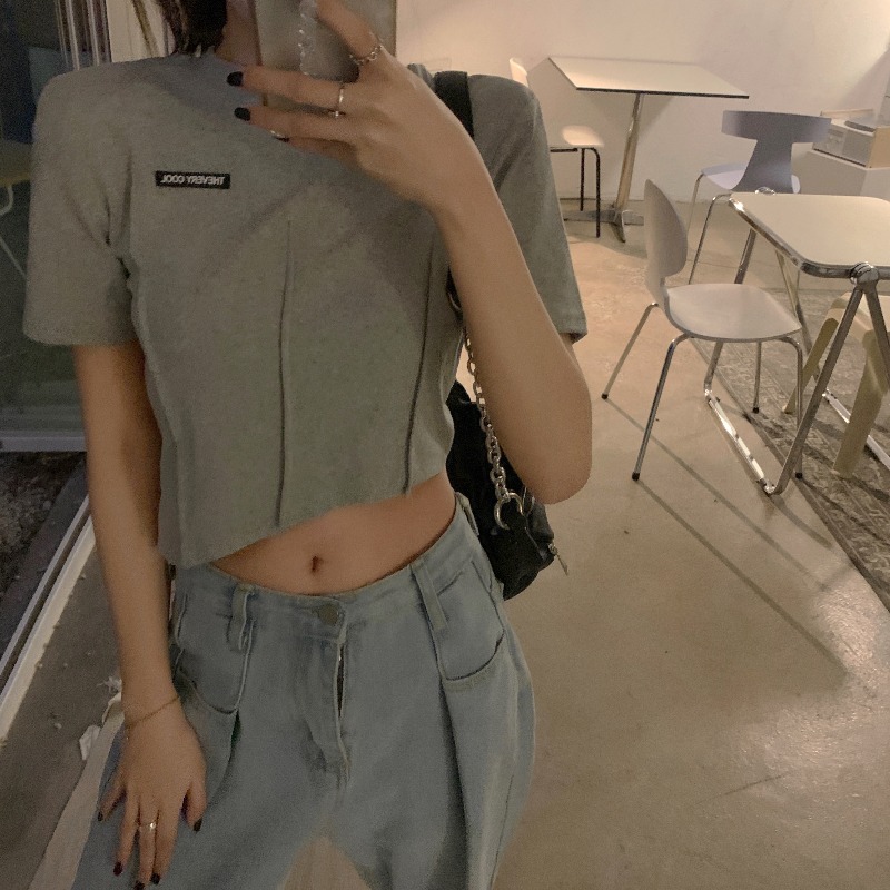 Áo thun croptop tay ngắn kiểu Hàn trẻ trung quyến rũ dành cho phái nữ