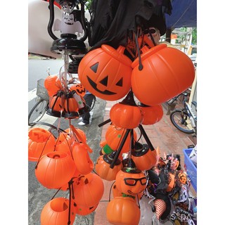 combo đồ hoá trang Halloween gồm [ ÁO CHOÀNG+MŨ +GIỎ BÍ NGÔ]