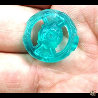 Chip Gen con quay beyblade burst (Takara tomy)!!