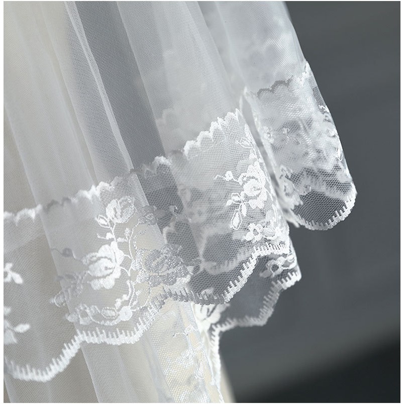 Khăn trùm đầu hai lớp phối ren có lược cài tóc cho cô dâu