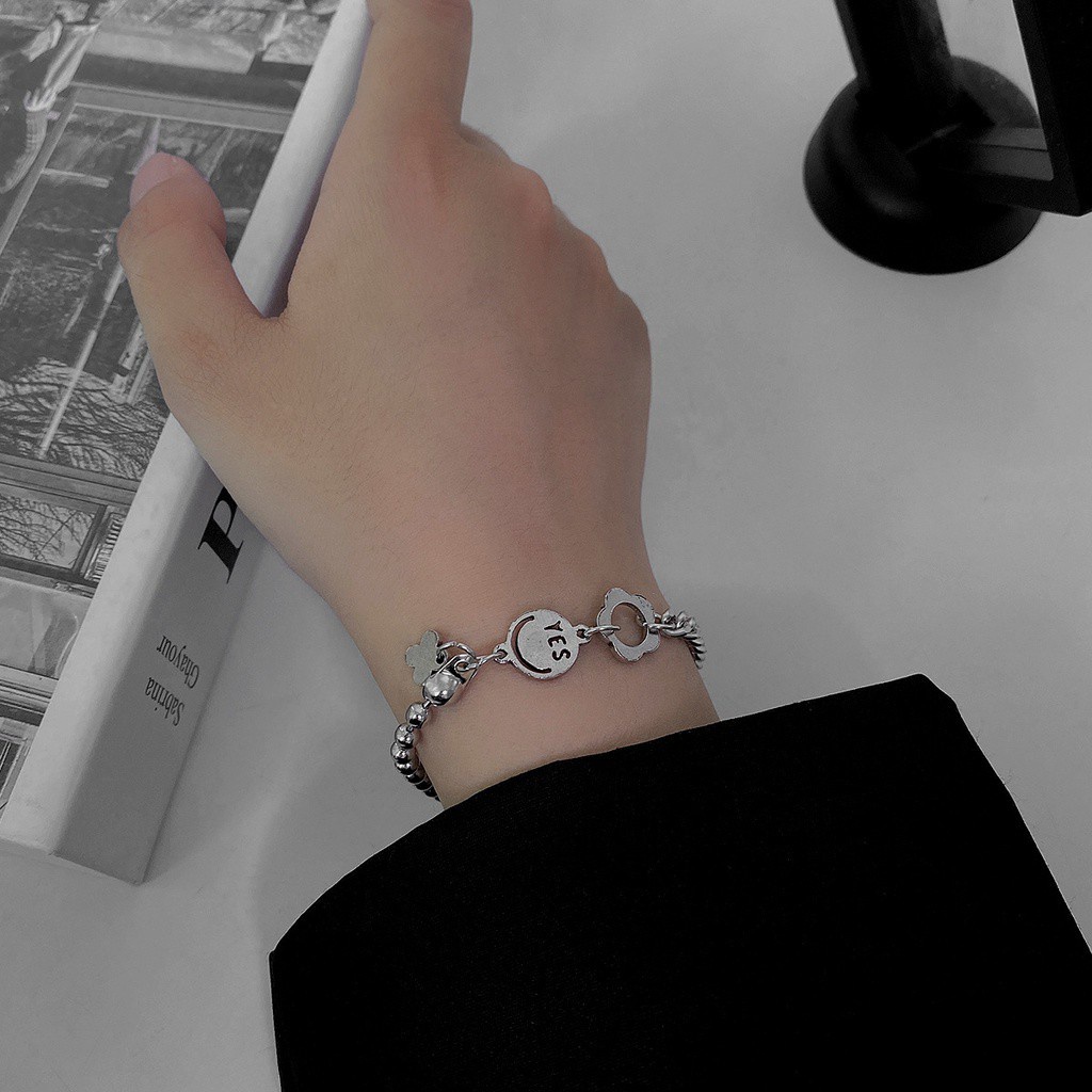 Vòng tay hình mặt cười họa tiết chữ cái đơn giản thời trang 191103