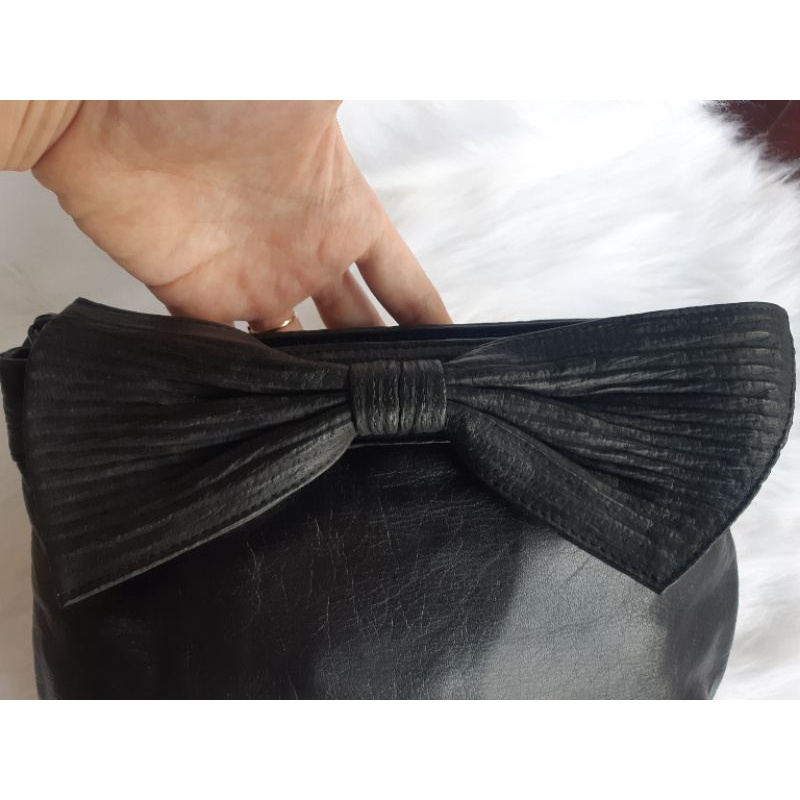 Cluth si hiệu Hanamori