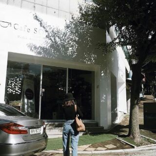 QUẦN CULOTTES JEANS TUA LAI