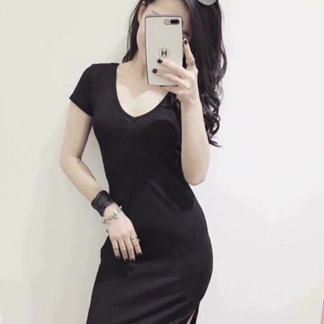 Váy Body Cổ Tim Xẻ Đùi