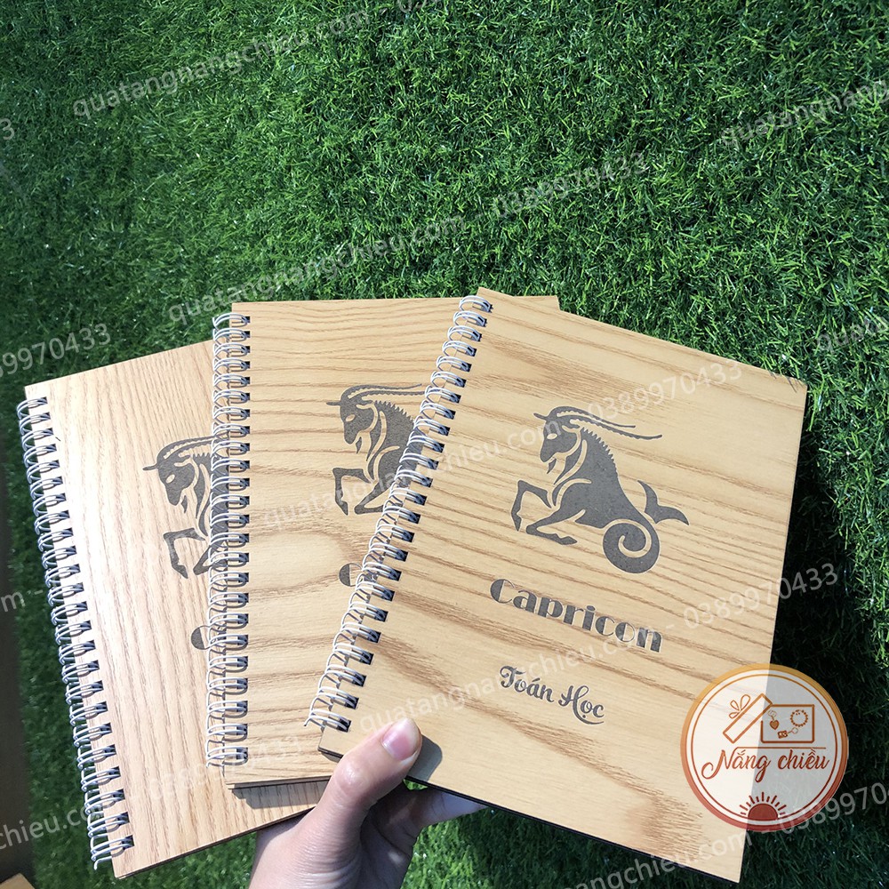 Sổ bìa gỗ gáy xoắn hiện đại - Thiết kế và khắc hình theo yêu cầu - Mẫu sổ khắc biểu tượng cung Ma Kết